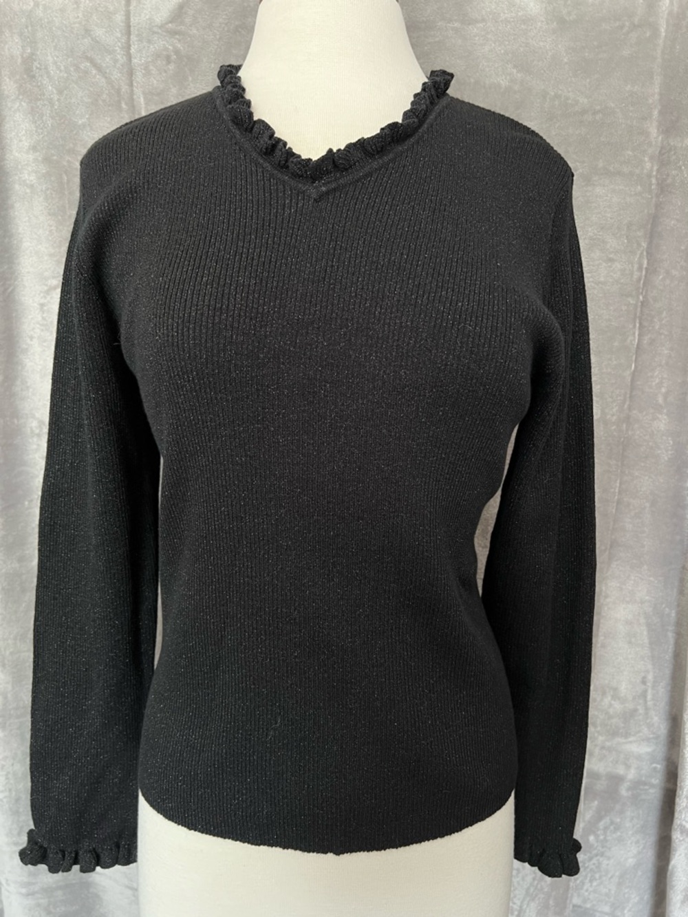 Liz Claiborne Top Womens Large Black Ribbed Ruffle Neck Long Sleeve